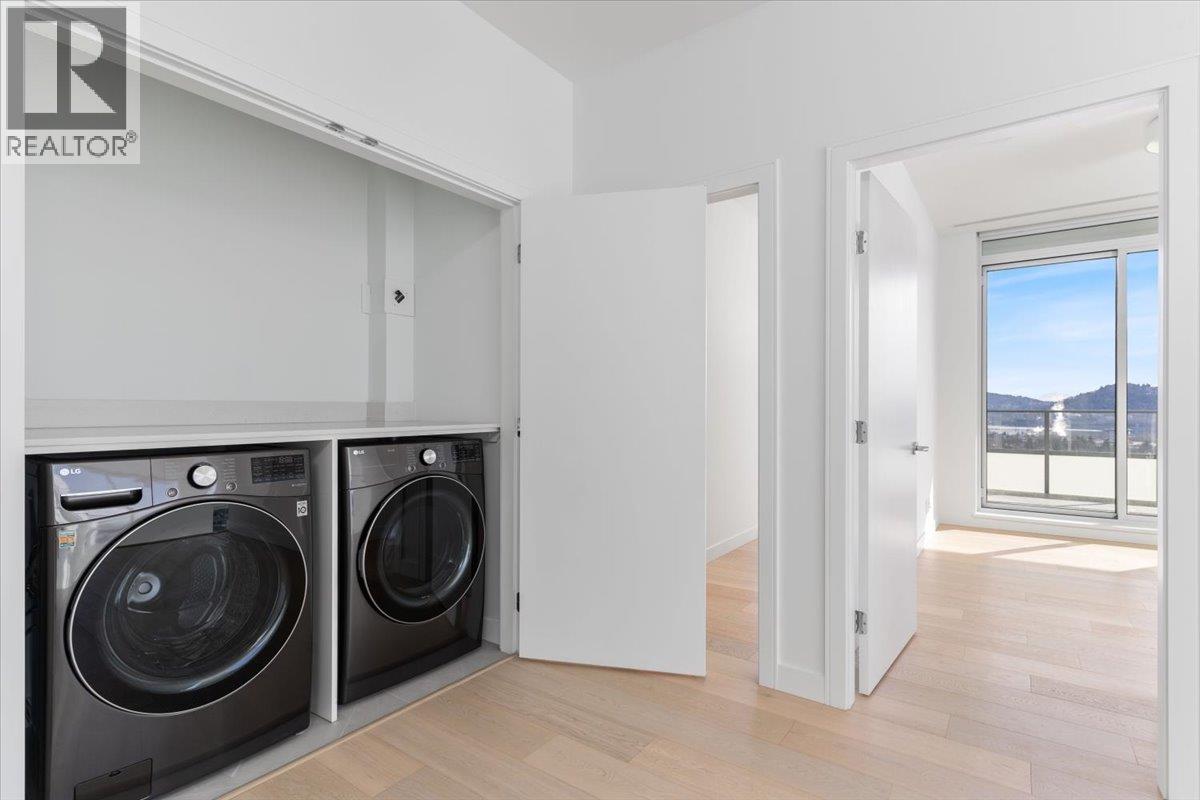 2404 1500 Fern Street, North Vancouver, British Columbia  V7J 0E6 - Photo 24 - R3087535