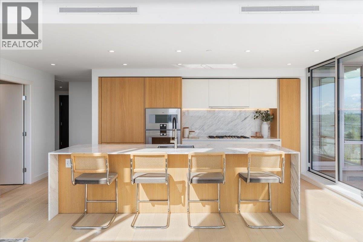 2404 1500 Fern Street, North Vancouver, British Columbia  V7J 0E6 - Photo 8 - R3087535