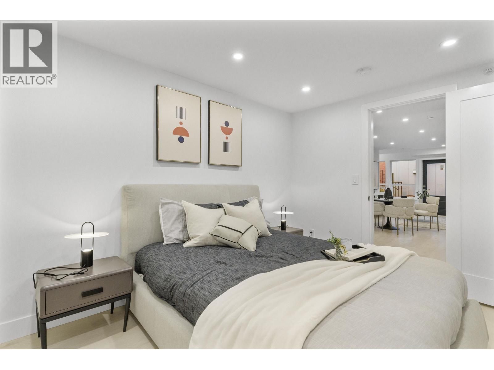 2 434 E 1st Street, North Vancouver, British Columbia  V7L 1B7 - Photo 15 - R3087544