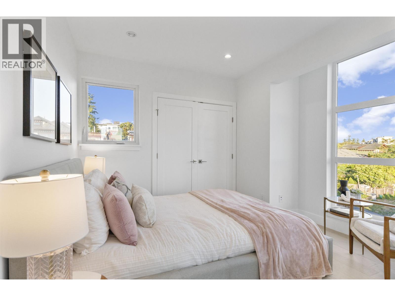 2 434 E 1st Street, North Vancouver, British Columbia  V7L 1B7 - Photo 18 - R3087544