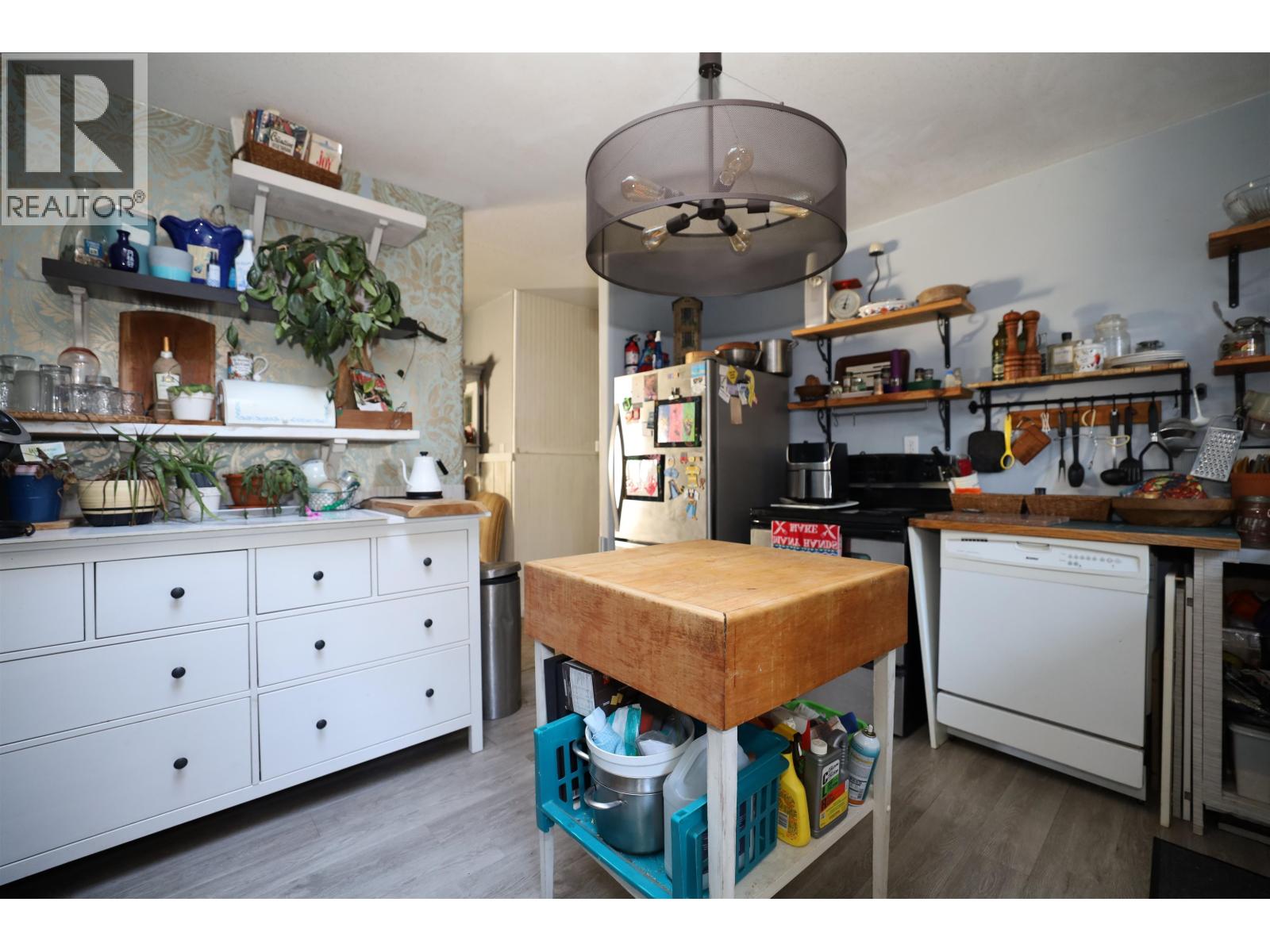 177 Pratt Road, Gibsons, British Columbia  V0N 1V3 - Photo 5 - R3087569