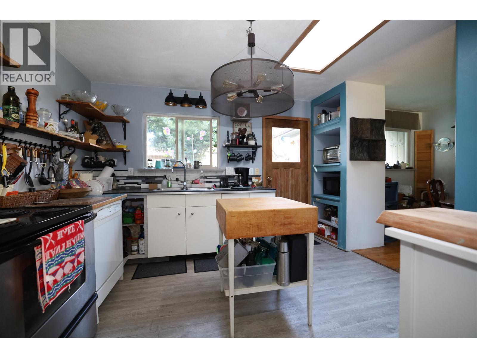 177 Pratt Road, Gibsons, British Columbia  V0N 1V3 - Photo 6 - R3087569