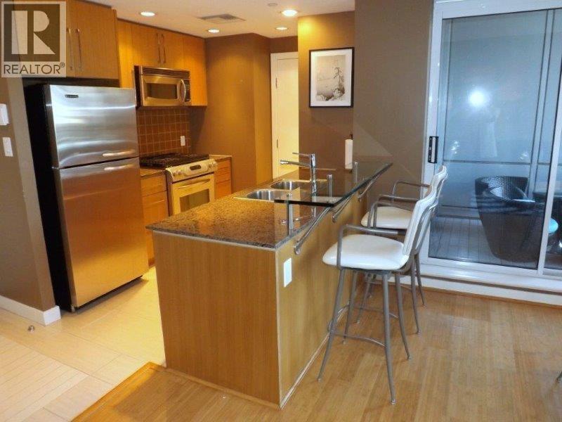 906 638 Beach Crescent, Vancouver, British Columbia  V6Z 3H5 - Photo 5 - R3087546