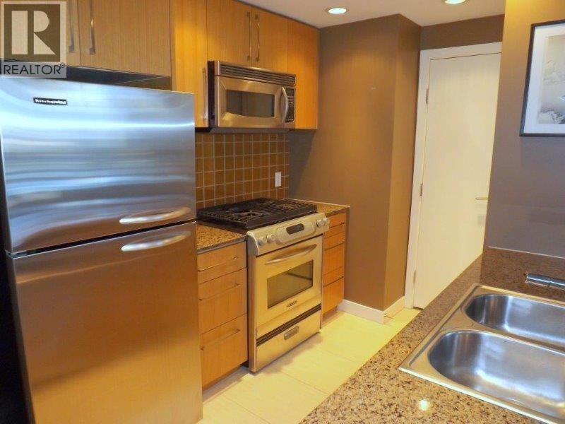 906 638 Beach Crescent, Vancouver, British Columbia  V6Z 3H5 - Photo 7 - R3087546