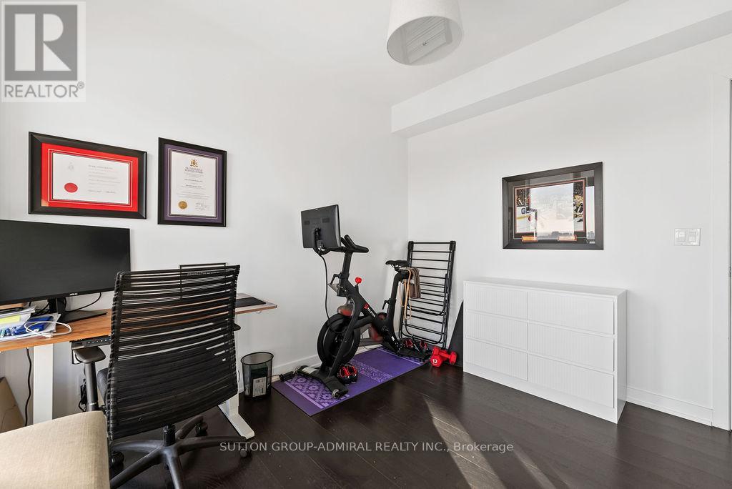 1105 - 501 St. Clair Avenue, Toronto, Ontario  M5P 0A2 - Photo 16 - C12767826