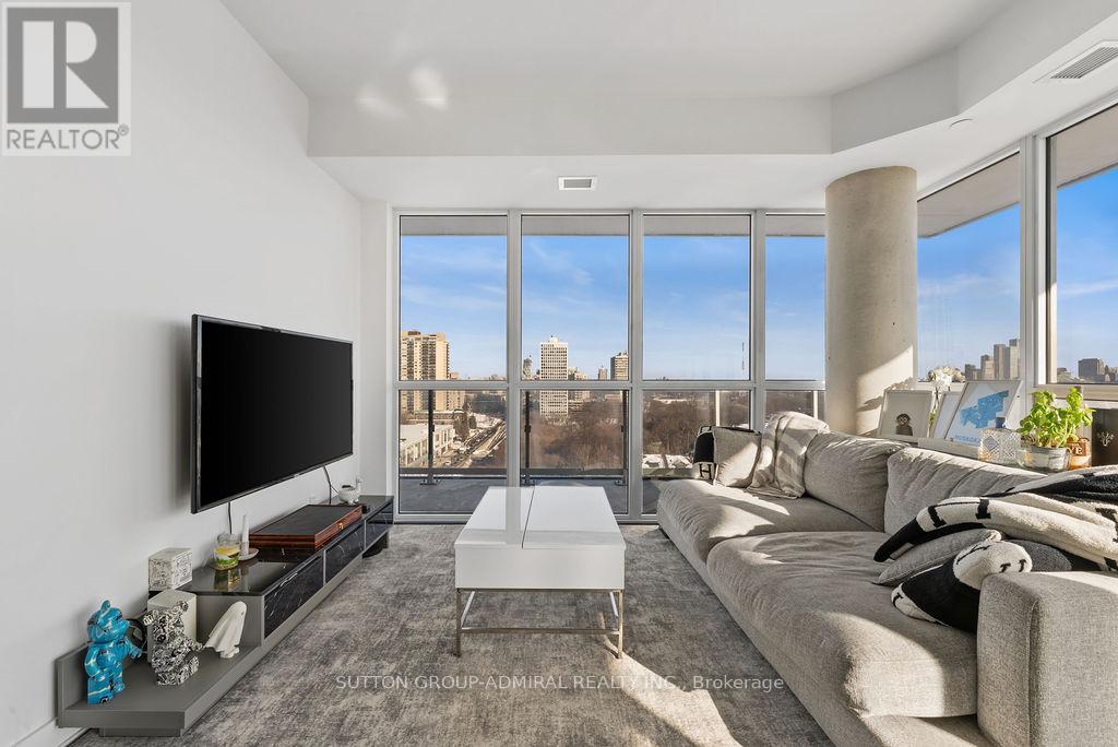 1105 - 501 St. Clair Avenue, Toronto, Ontario  M5P 0A2 - Photo 2 - C12767826