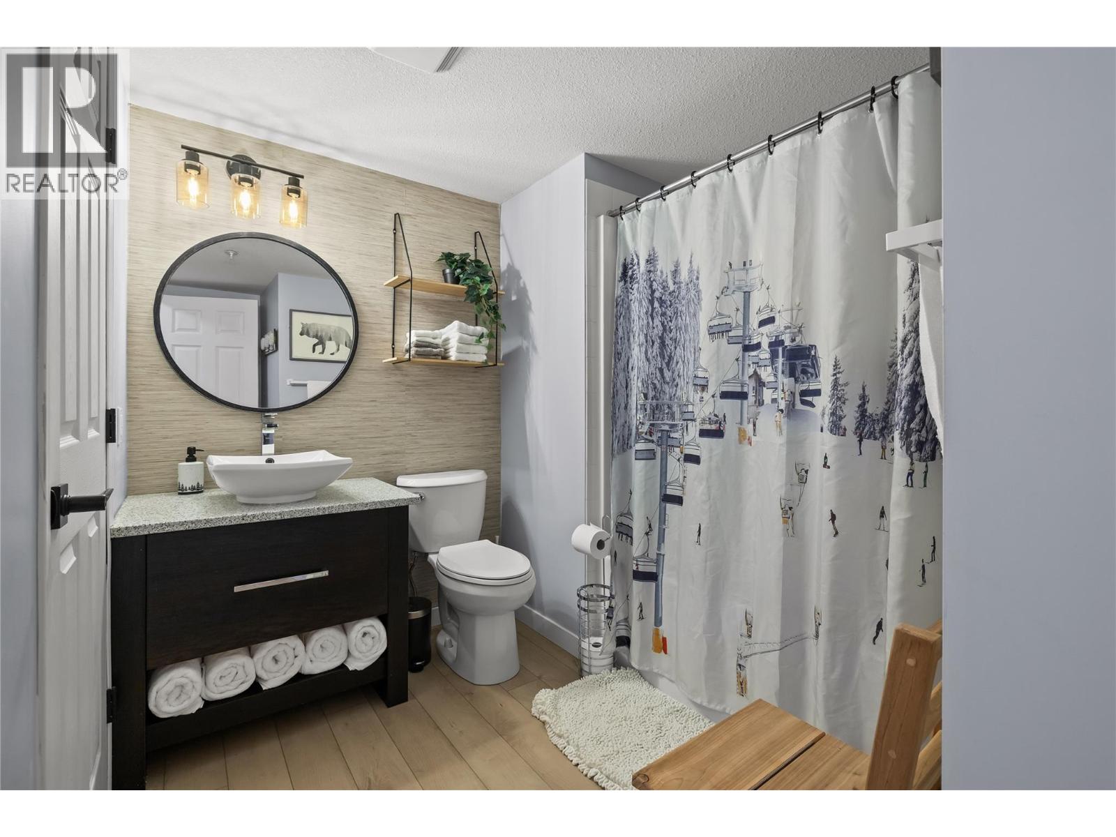 215 Kettleview Road Unit# 105 Big White Photo 16