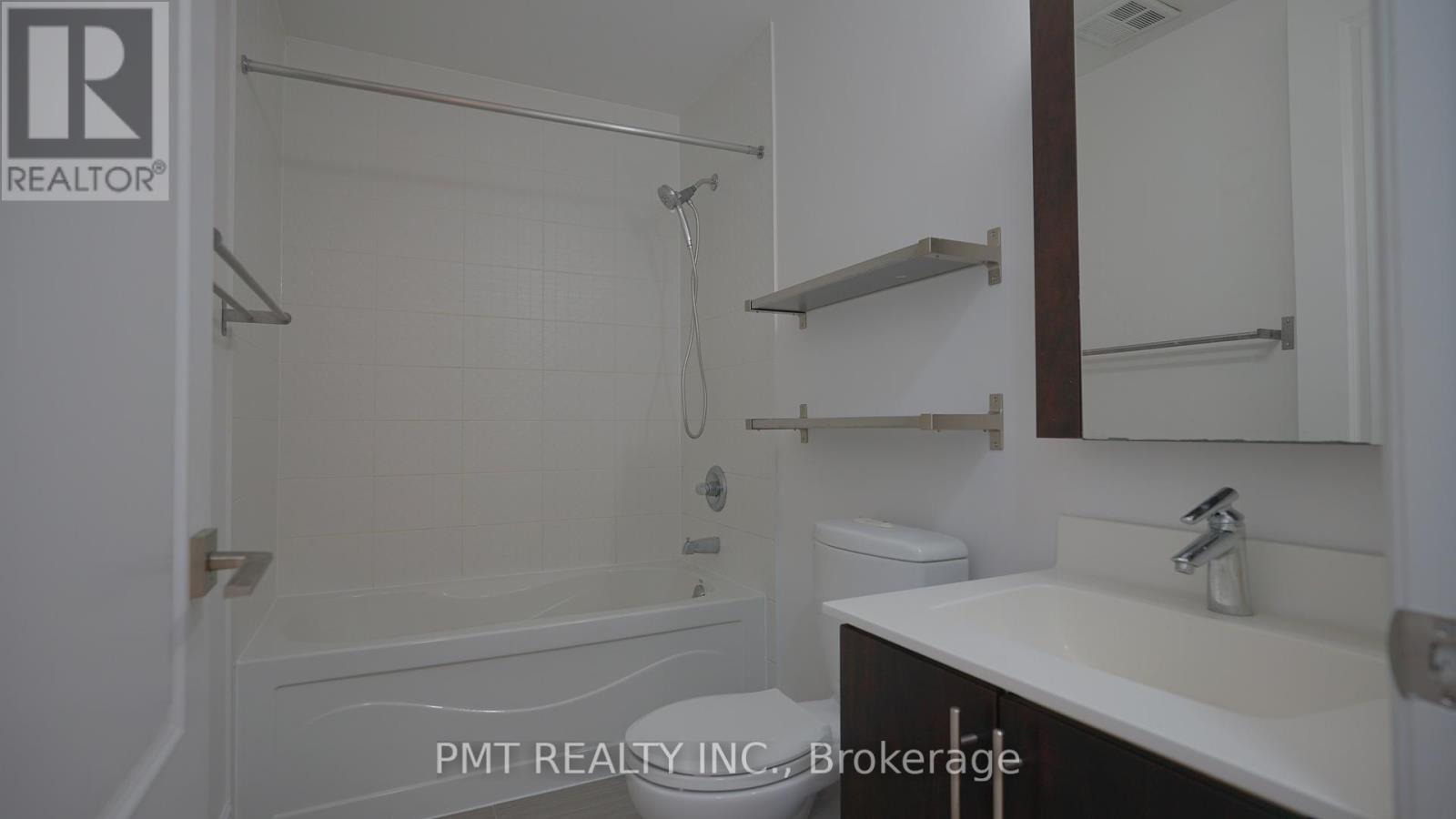 Lph1 - 60 South Town Centre Boulevard, Markham, Ontario  L6G 0C5 - Photo 13 - N12767806