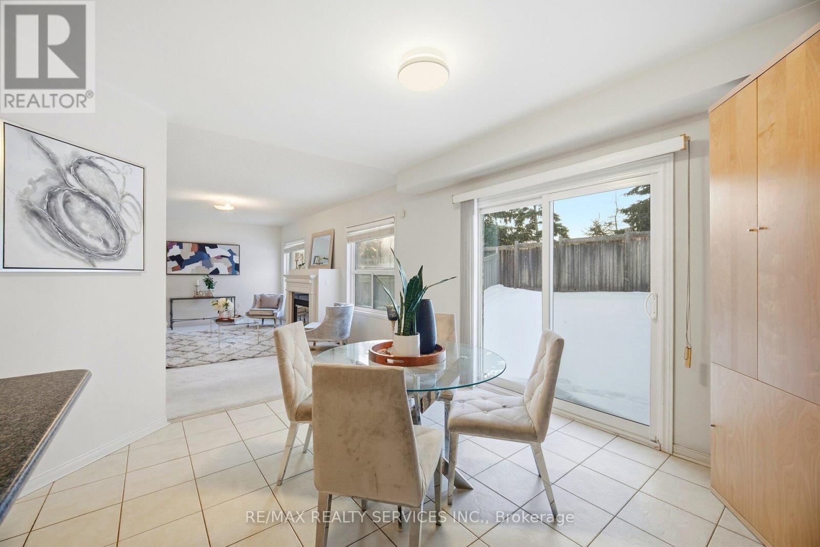 115 Woodvalley Drive, Brampton, Ontario  L7A 2E1 - Photo 17 - W12763302