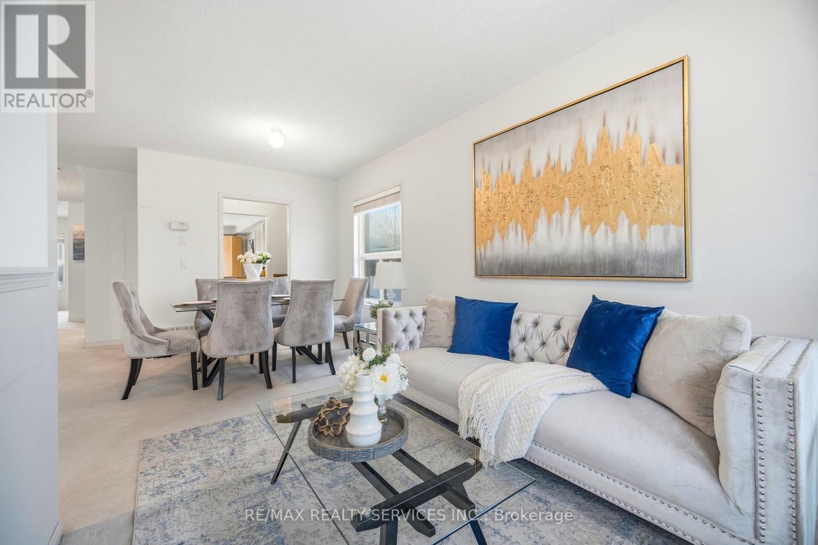 115 Woodvalley Drive, Brampton, Ontario  L7A 2E1 - Photo 8 - W12763302