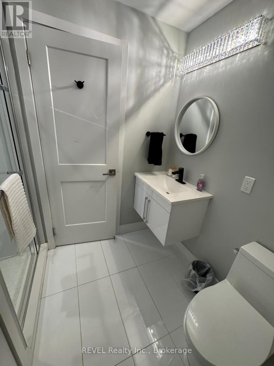 111 - 6065 Mcleod Road, Niagara Falls, Ontario  L2G 0Z7 - Photo 5 - X12737784