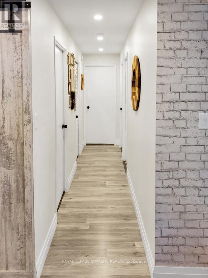 804 - 270 Scarlett Road, Toronto, Ontario  M6N 4X7 - Photo 11 - W12767830