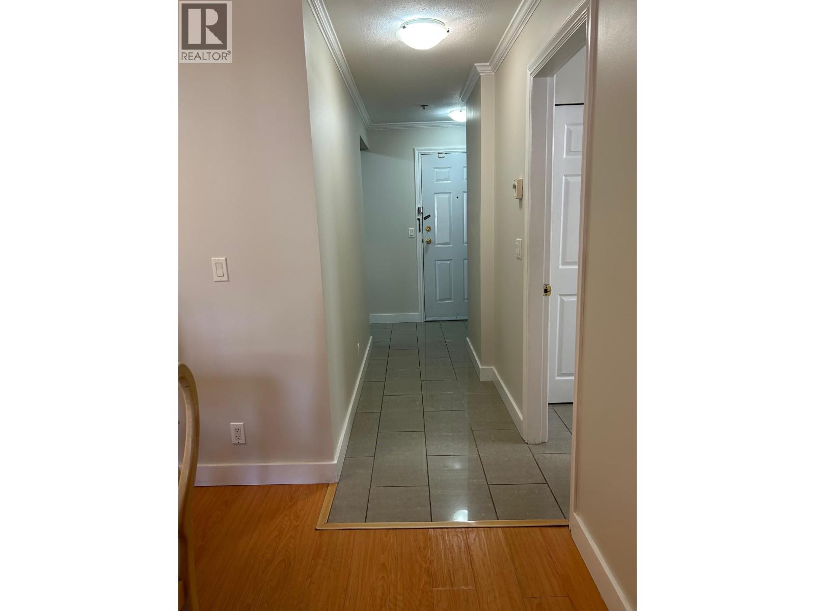 203 1958 E 47th Avenue, Vancouver, British Columbia  V5P 3X5 - Photo 1 - R3084975