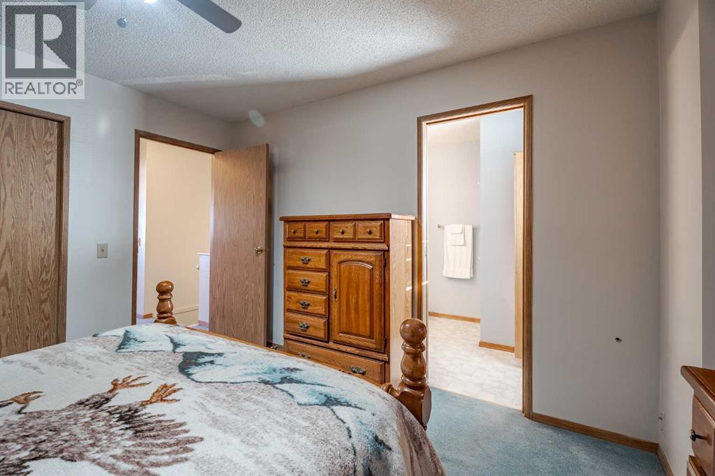 82 Martinridge Crescent Ne, Calgary, Alberta  T3J 3M4 - Photo 20 - A2274009