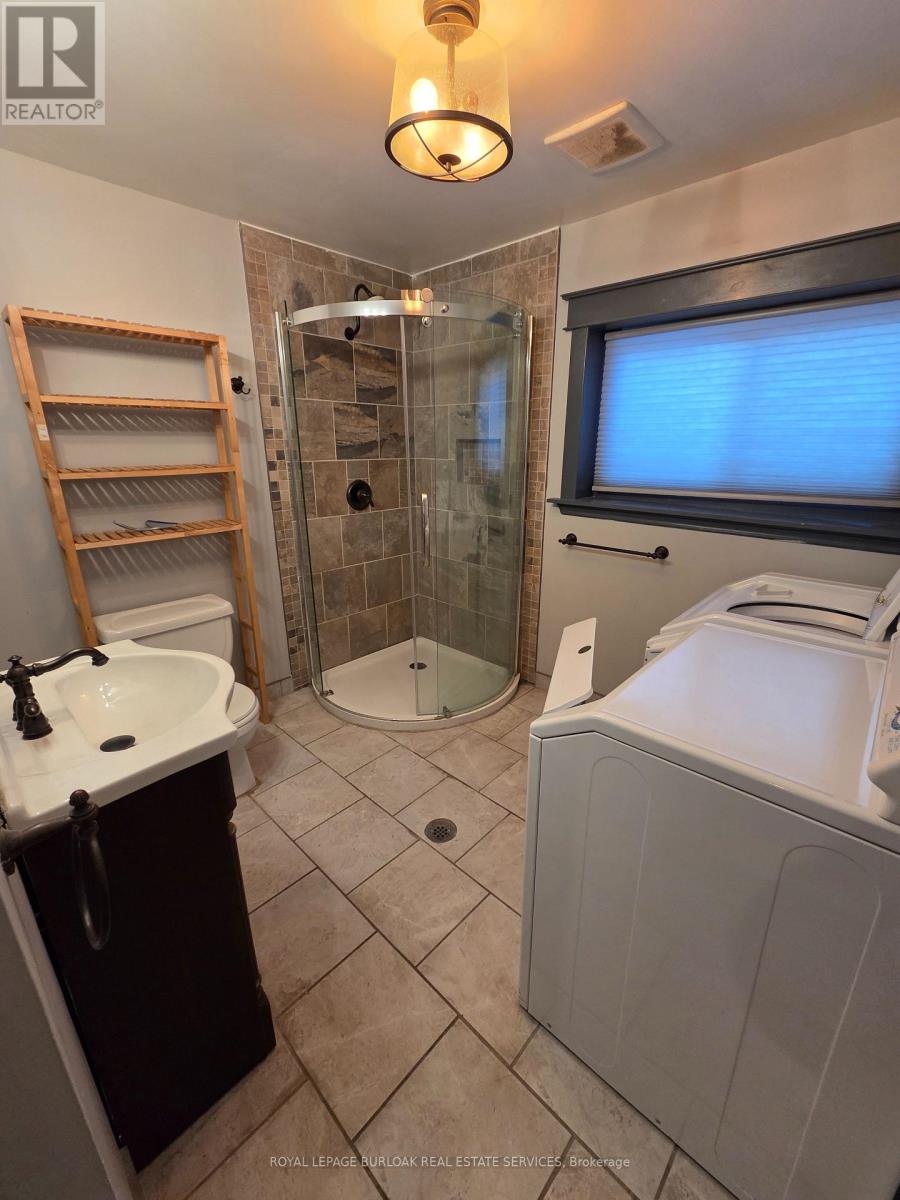 1 - 16 Cedar Avenue, Hamilton, Ontario  L8M 3A5 - Photo 15 - X12767818