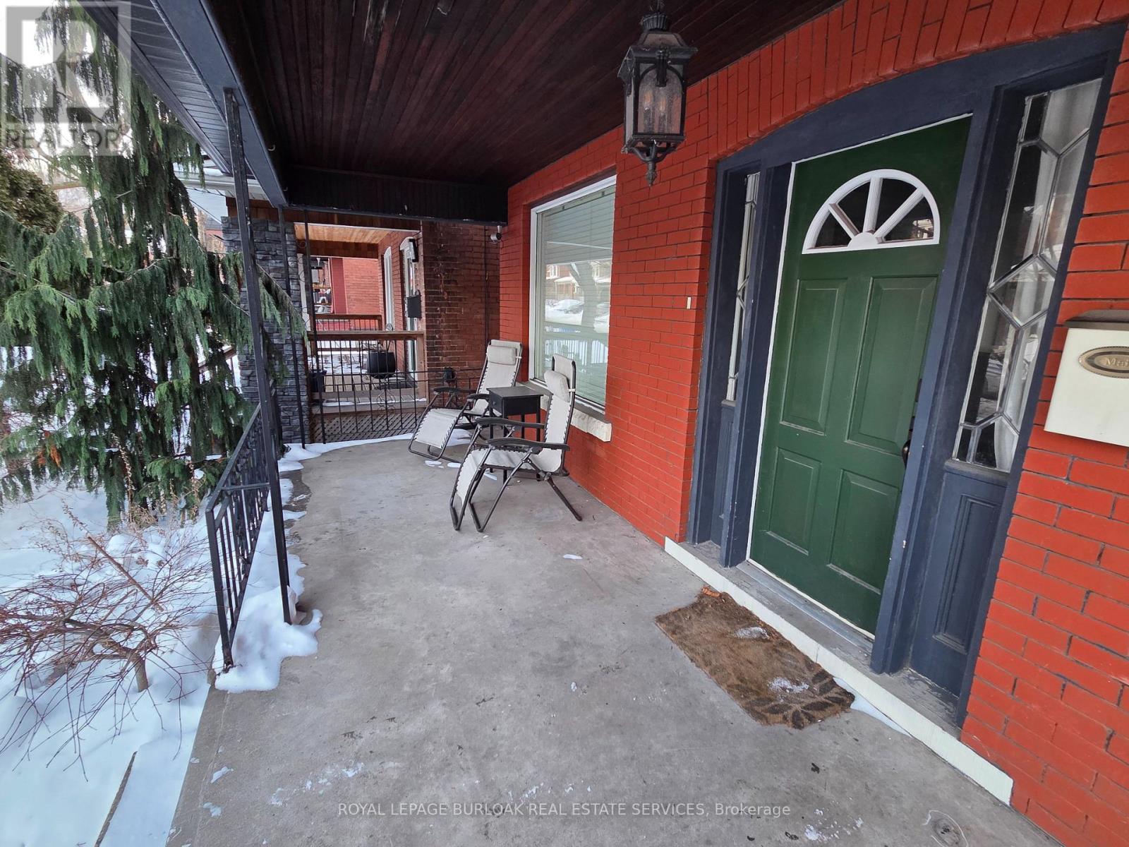 1 - 16 Cedar Avenue, Hamilton, Ontario  L8M 3A5 - Photo 3 - X12767818