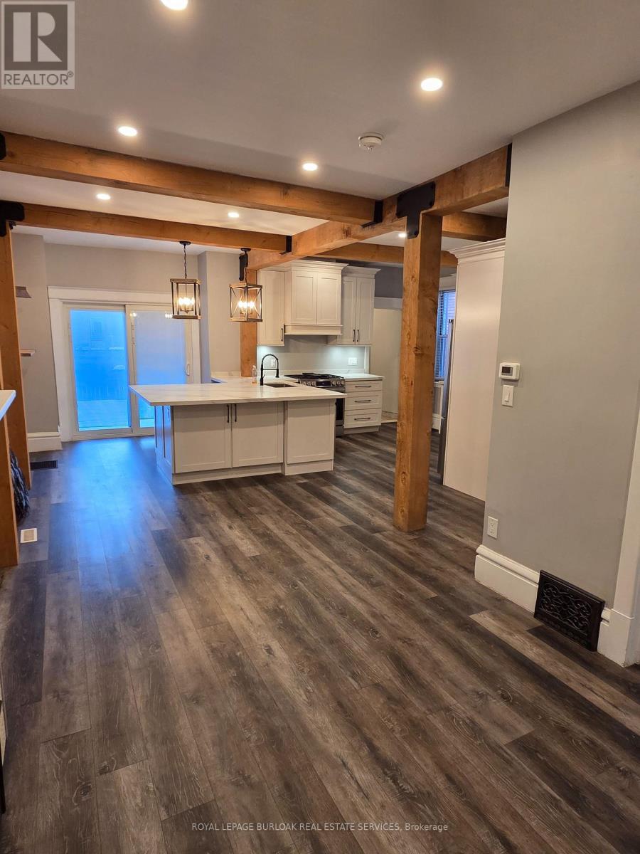 1 - 16 Cedar Avenue, Hamilton, Ontario  L8M 3A5 - Photo 7 - X12767818