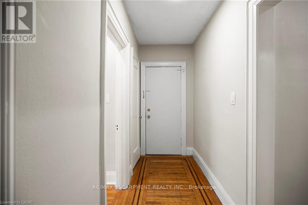 7 - 316 Aberdeen Avenue, Hamilton, Ontario  L8P 2R5 - Photo 8 - X12767834