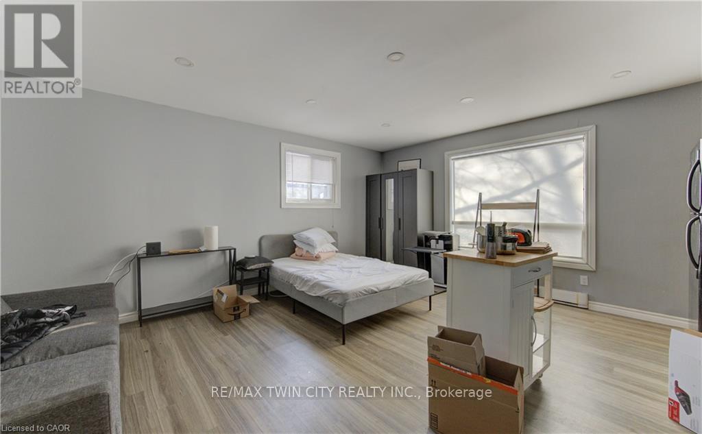 61 Waterloo Street, Kitchener, Ontario  N2H 3V1 - Photo 25 - X12767854