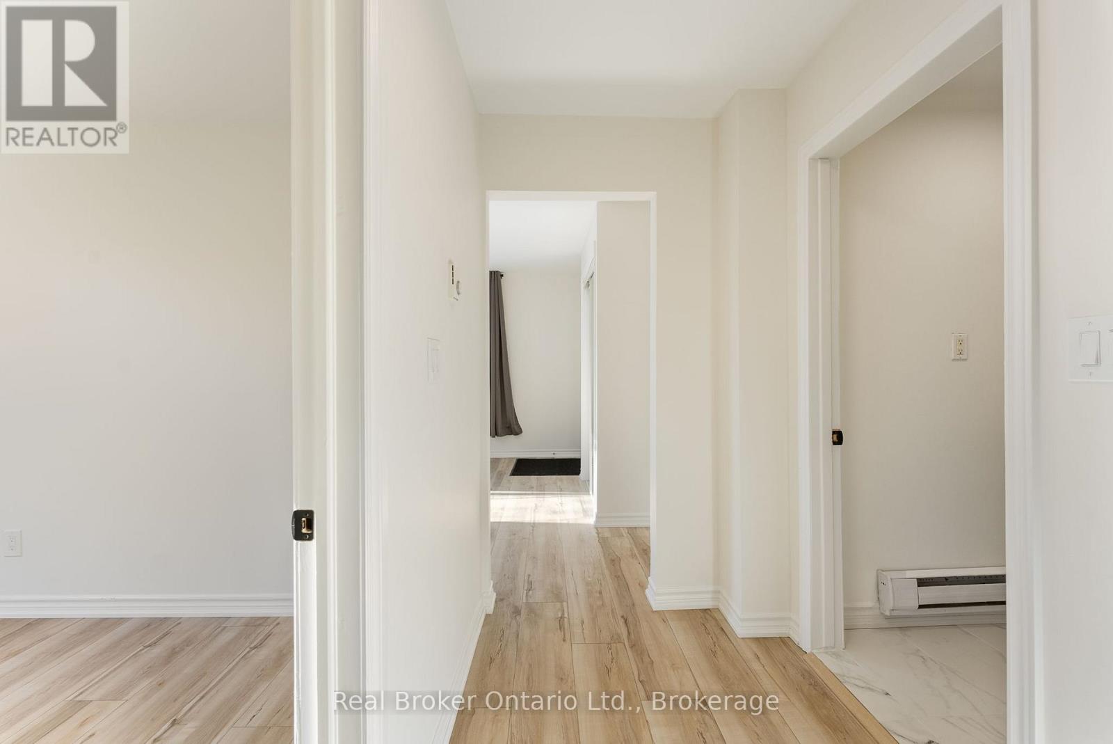 7 - 985 Kingsway Drive, Burlington, Ontario  L7T 3J1 - Photo 14 - W12767936