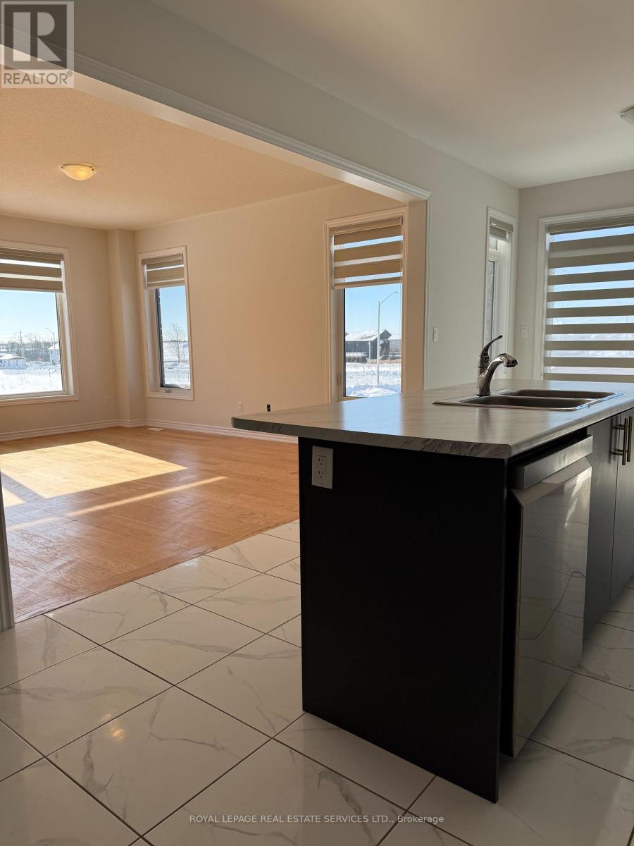 27 Rochester Drive, Barrie, Ontario  L9J 0V9 - Photo 15 - S12765516