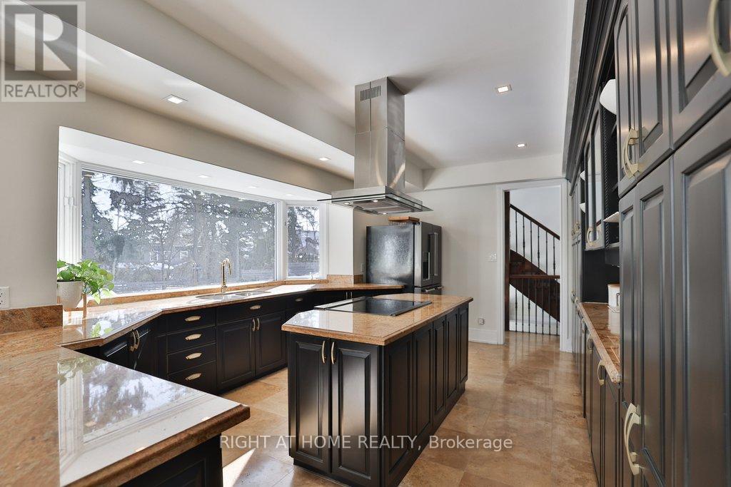 471 Country Club Crescent, Mississauga, Ontario  L5J 2P9 - Photo 14 - W12767550