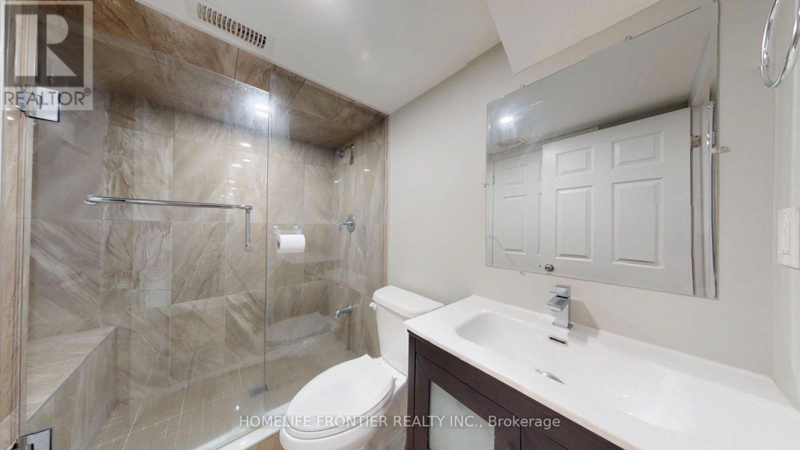 53 Frontenac Crescent, Brampton, Ontario  L7A 3M8 - Photo 36 - W12766544