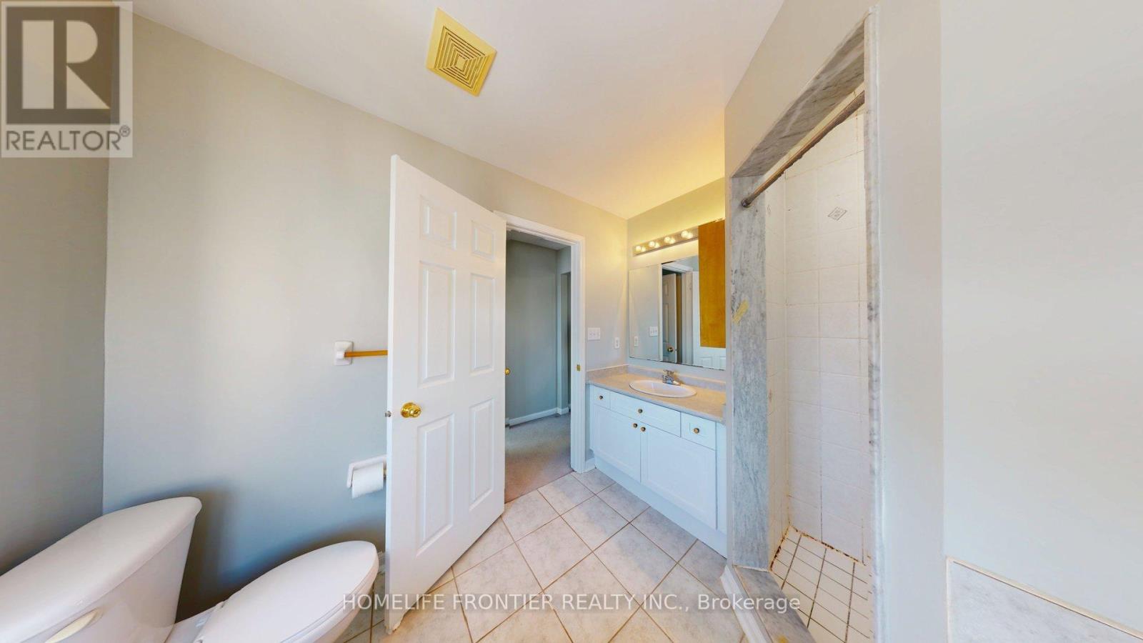 53 Frontenac Crescent, Brampton, Ontario  L7A 3M8 - Photo 22 - W12766544