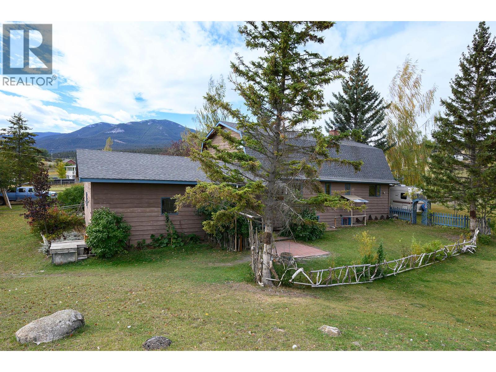 7480 West Subdivision Road, Clinton, British Columbia  V0K 1K0 - Photo 27 - 10375241