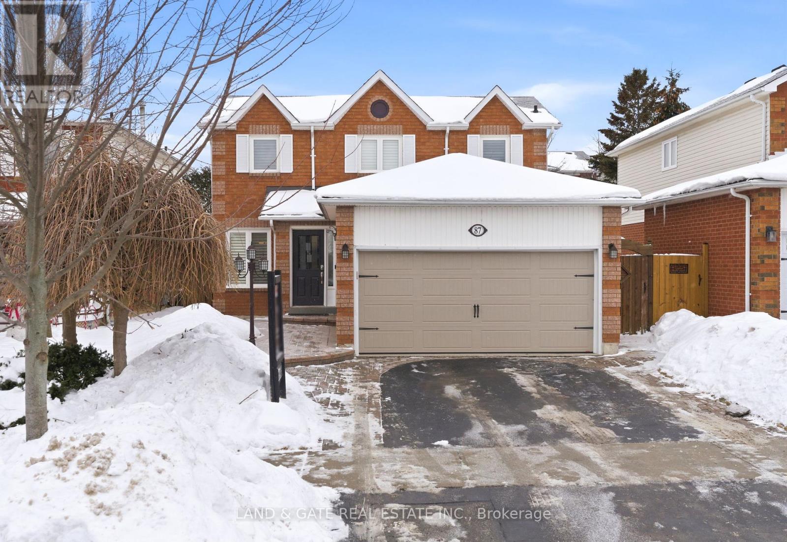 87 HOOPER SQUARE, Clarington, Ontario