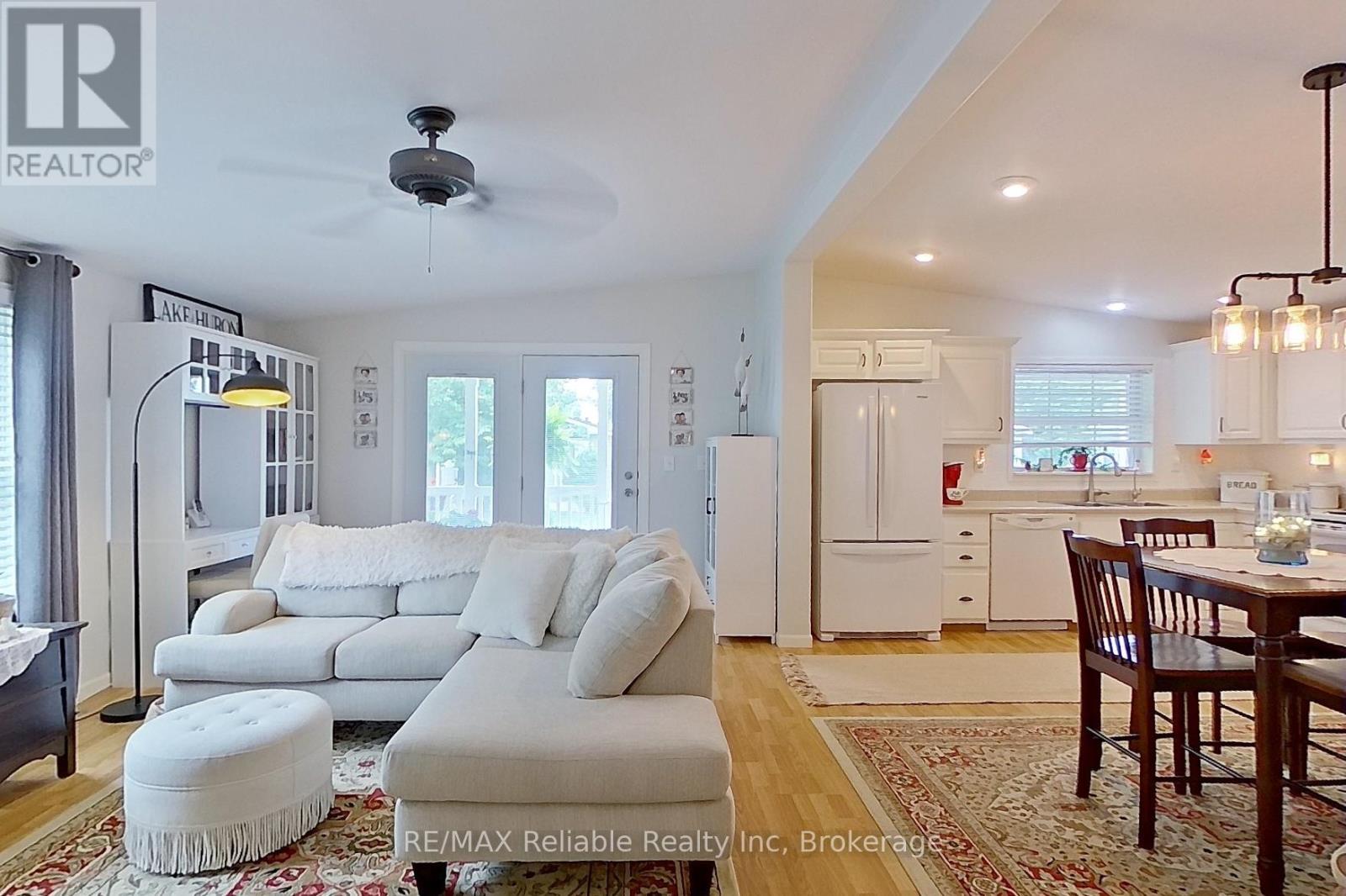 52 Cherokee Lane, Ashfield-Colborne-Wawanosh, Ontario  N7A 3Y2 - Photo 12 - X12767928