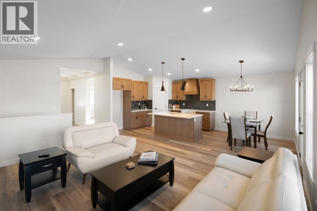 7512 37a Avenue, Camrose, Alberta  T4V 5B8 - Photo 9 - A2267106