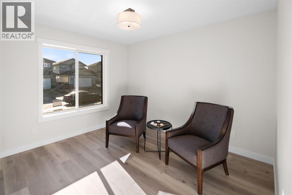 7512 37a Avenue, Camrose, Alberta  T4V 5B8 - Photo 4 - A2267106