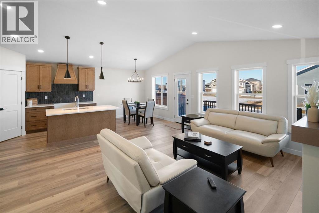 7512 37a Avenue, Camrose, Alberta  T4V 5B8 - Photo 11 - A2267106