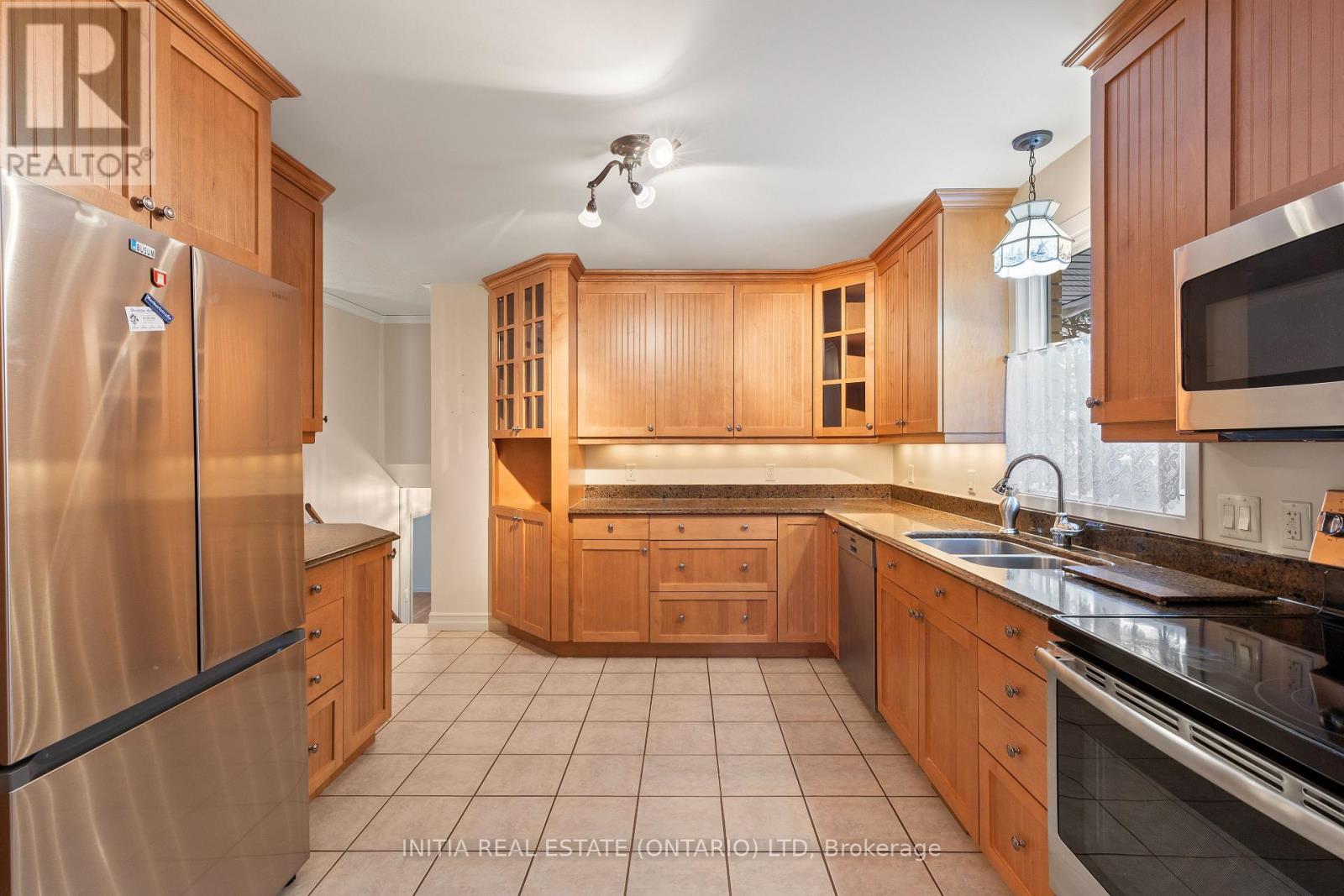 30 Stoney Court, Tillsonburg, Ontario  N4G 4R7 - Photo 12 - X12767874