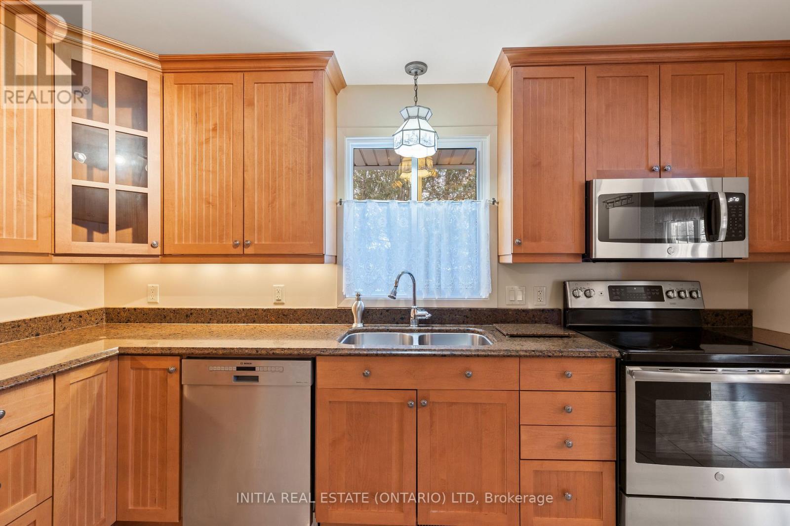 30 Stoney Court, Tillsonburg, Ontario  N4G 4R7 - Photo 14 - X12767874