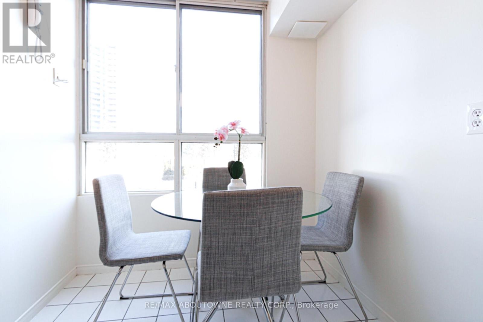 216 - 1485 Lakeshore Road E, Mississauga, Ontario  L5E 3G2 - Photo 16 - W12766058