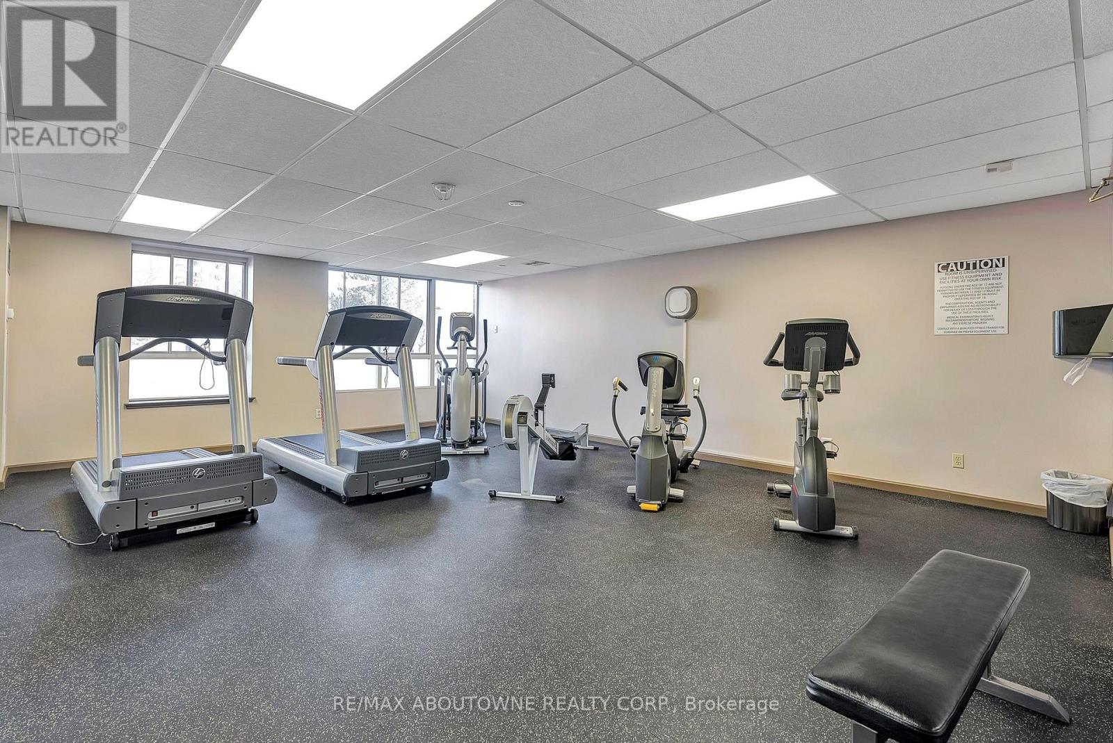 216 - 1485 Lakeshore Road E, Mississauga, Ontario  L5E 3G2 - Photo 37 - W12766058