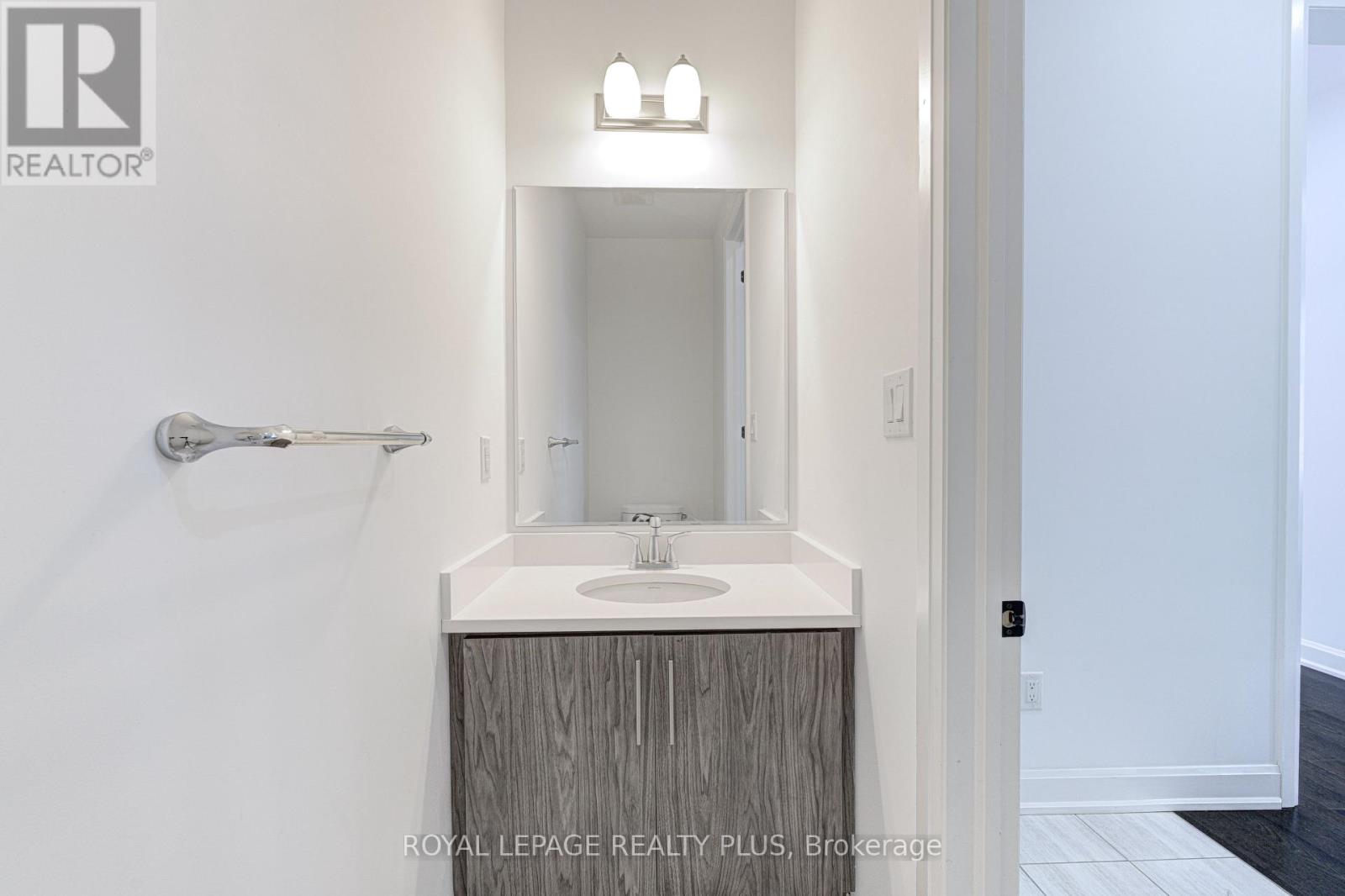 1479 Lakeport Crescent, Oakville, Ontario  L6H 7G1 - Photo 23 - W12767088