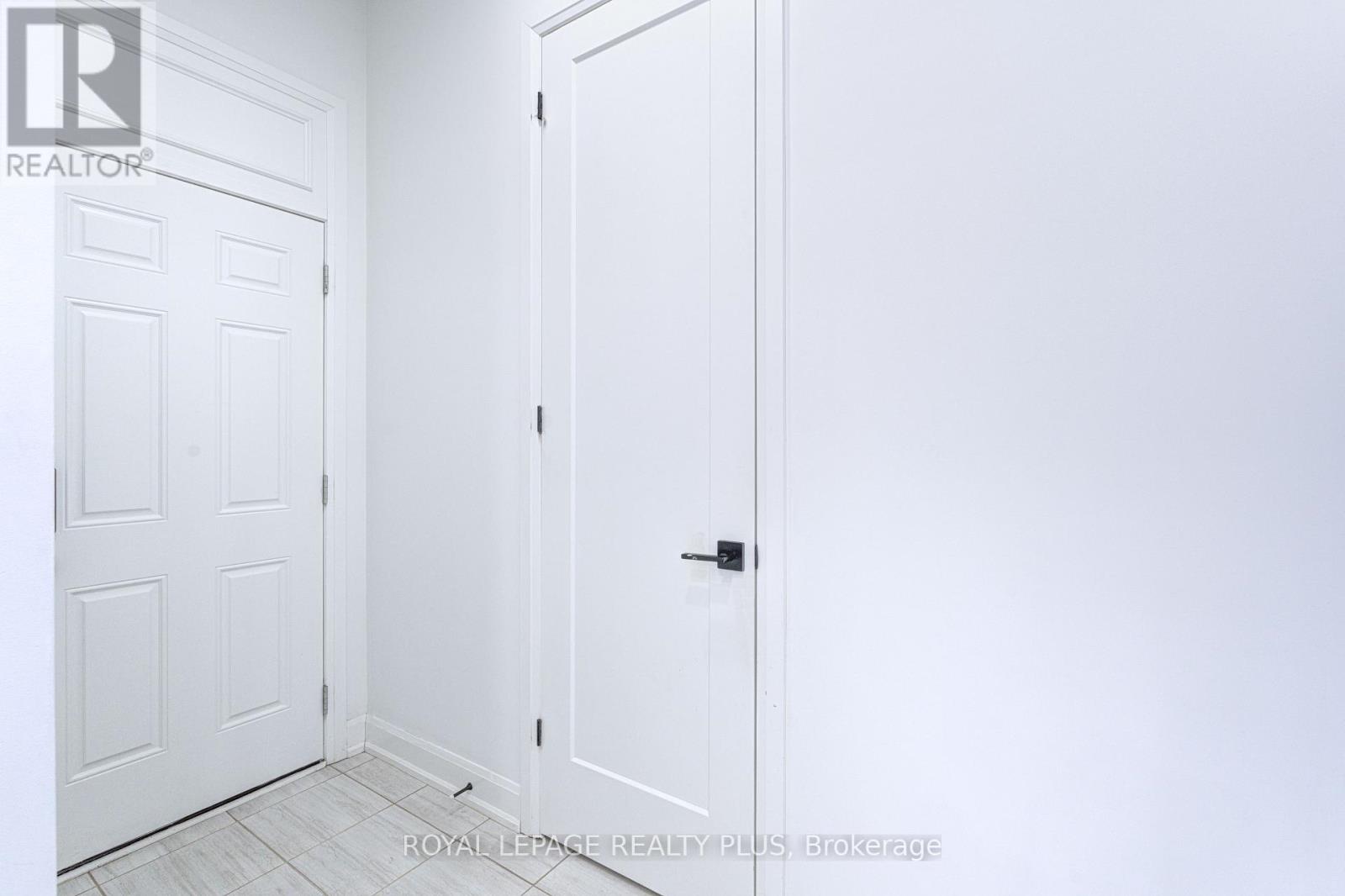 1479 Lakeport Crescent, Oakville, Ontario  L6H 7G1 - Photo 22 - W12767088