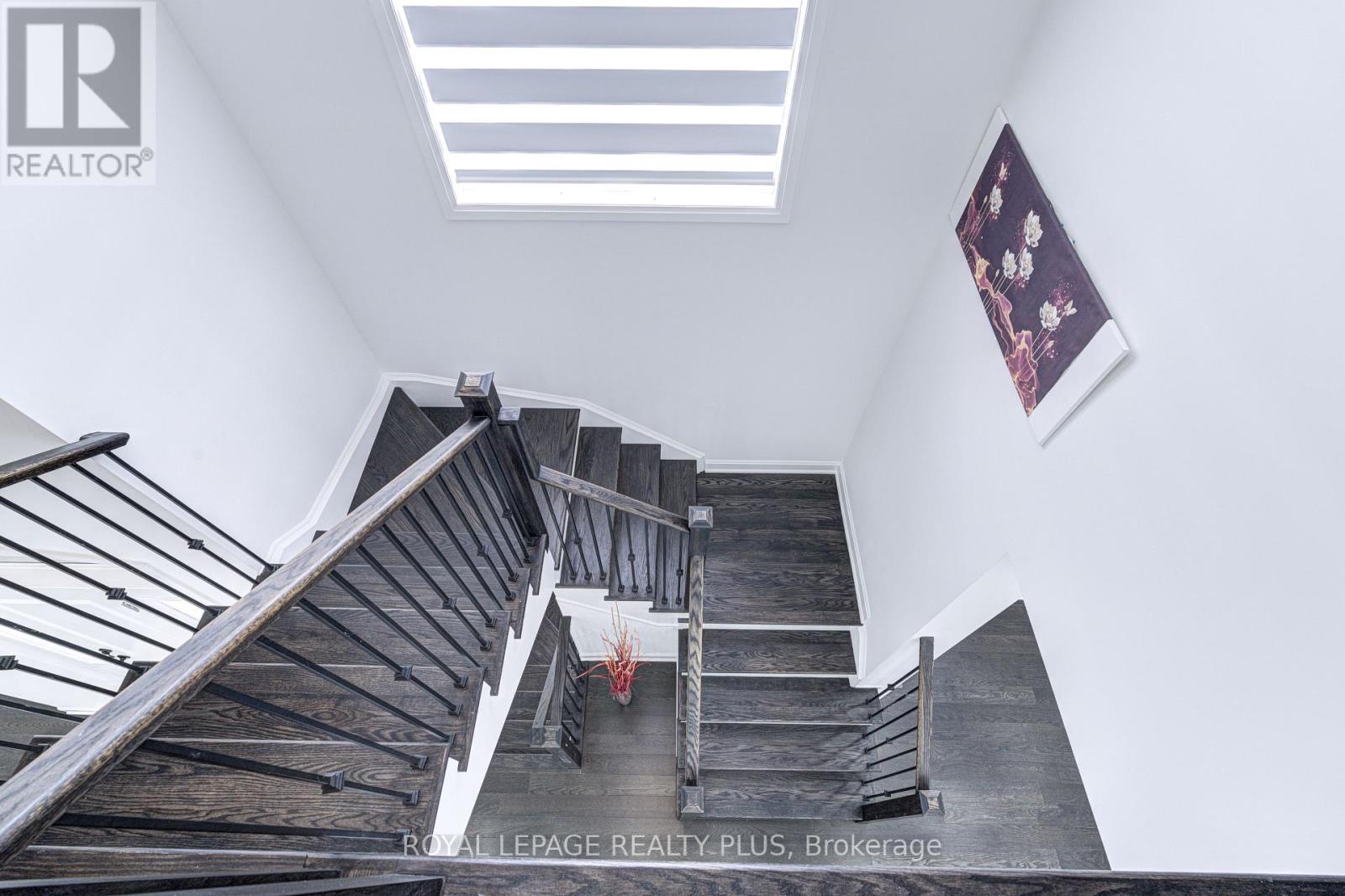 1479 Lakeport Crescent, Oakville, Ontario  L6H 7G1 - Photo 38 - W12767088