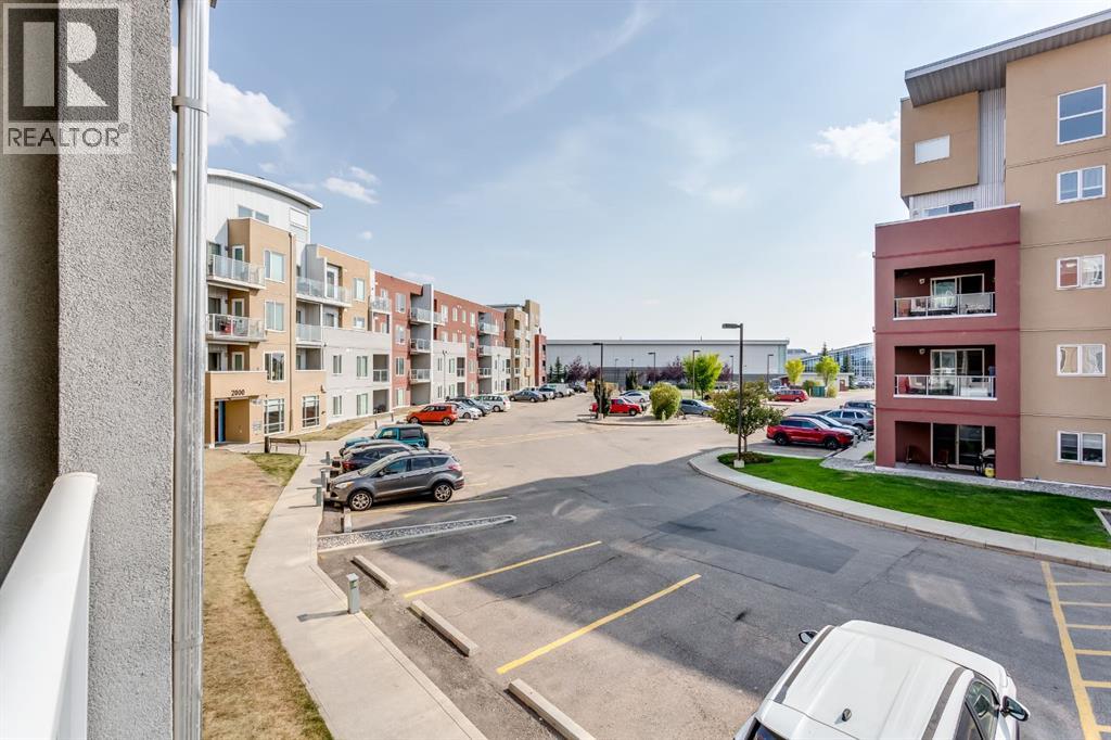 2203, 604 East Lake Boulevard Ne, Airdrie, Alberta  T4A 0G6 - Photo 24 - A2284541