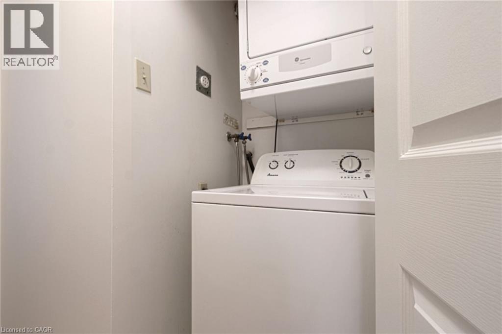 1485 E Lakeshore Road E Unit# 216, Mississauga, Ontario  L5E 3G2 - Photo 35 - 40803527