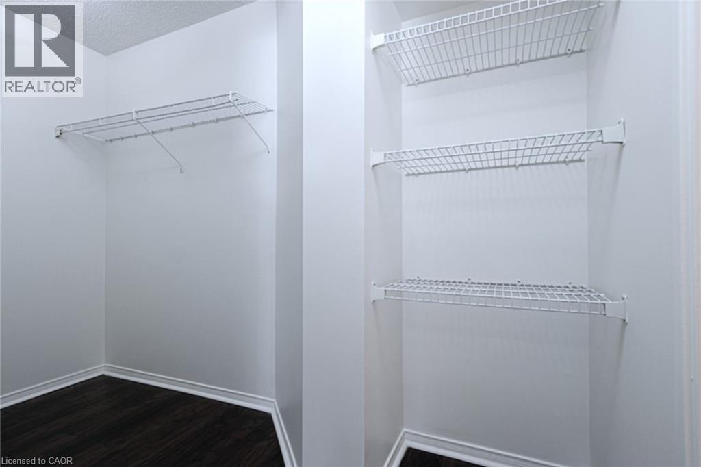 1485 E Lakeshore Road E Unit# 216, Mississauga, Ontario  L5E 3G2 - Photo 26 - 40803527