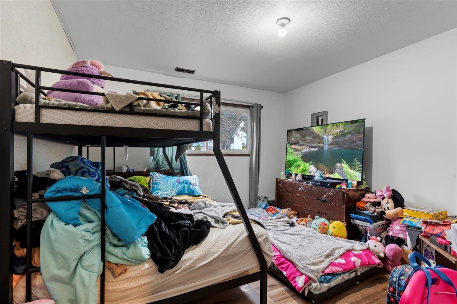 385 3rd Avenue, Hope, Hope, British Columbia  V0X 1L1 - Photo 8 - R3087603