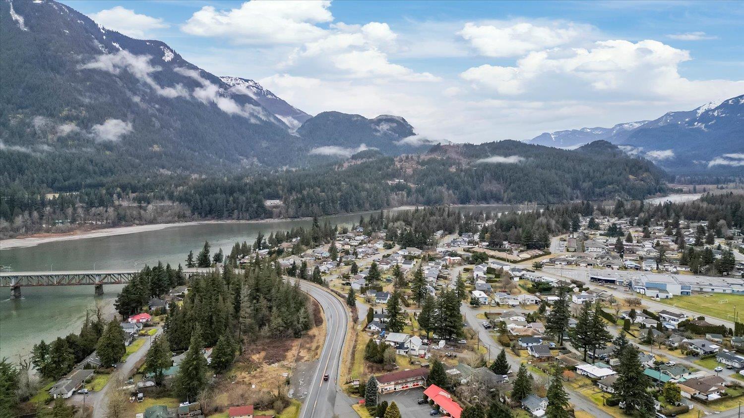 385 3rd Avenue, Hope, Hope, British Columbia  V0X 1L1 - Photo 34 - R3087603