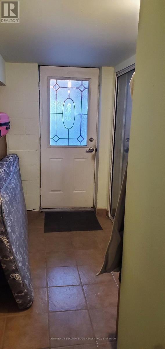 BSMT - 23 ARMITAGE DRIVE, Toronto, Ontario