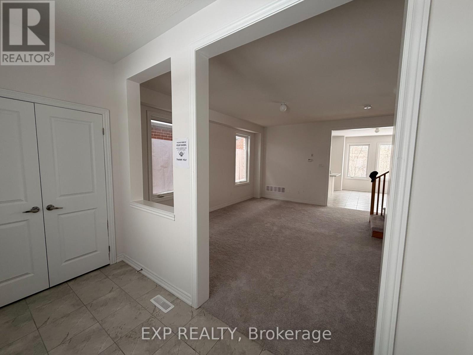 52 Baycroft Boulevard, Essa, Ontario  L3W 0M1 - Photo 3 - N12767918