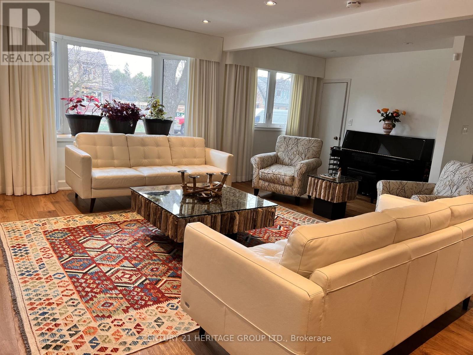 2 - 80 Rockport Crescent, Richmond Hill (Crosby), Ontario  L4C 2L8 - Photo 2 - N12767956