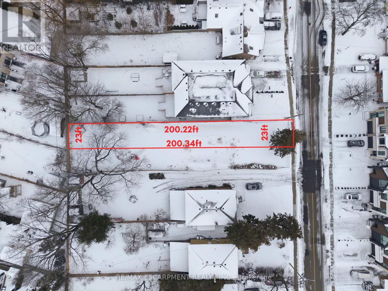 19b Broadview Avenue, Mississauga, Ontario  L5H 2S8 - Photo 2 - W12755368